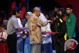 2653 Siswa Terima Beasiswa Semen Indonesia