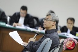 Akil Mochtar Coba Jelaskan Asal Kekayaannya