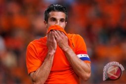 Van Persie Cedera Saat Belanda Menang