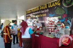 Murid SD Dinilai Kreatif Manfaatkan Sampah