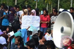 Mahasiswa UNIB tolak UKT