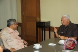 Gubernur Lapor Mendikbud