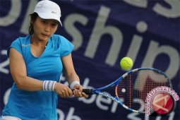 Tiga petenis putri Indonesia lolos perempat final