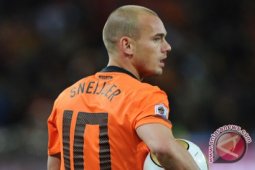 Sneijder Sambut Pertandingan ke 100 Bersama Belanda