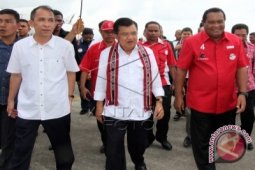 Jusuf Kala Dianugerahi Gelar "Upu Latu Mel"