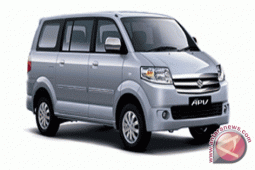 Pemkab Bangka Tengah Terima Bantuan Mobil APV