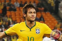 Menang besar 4-1, Brasil juara Grup A