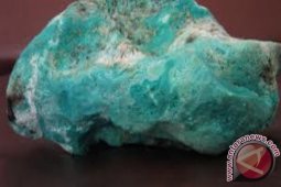 Halmahera Selatan Larang Penjualan Batu Bacan Bongkahan