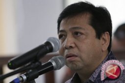 Golkar Berhentikan Tiga Kadernya