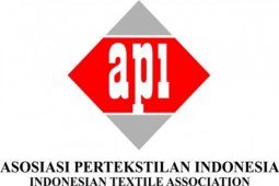 API: Harga Produk Tekstil Naik 15 Persen