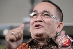Ruhut: kehadiran Amien rugikan pasangan Agus-Sylviana