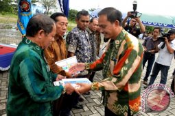 PERNGHARGAAN UNTUK WARTAWAN SENIOR