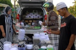 Permintaan Kopiah Meningkat
