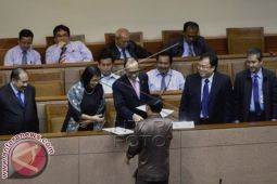 Rapat Paripurna DPR Sahkan APBN-P 2014