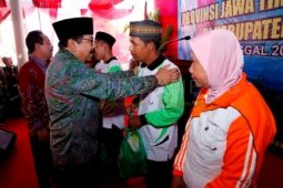 Gubernur Bantu Penderita Szikofernia