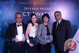 Raih Penghargaan Frost & Sullivan 2014