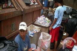 Klinik Asuransi Sampah Dikembangkan di Empat Kota