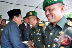 Letjen Gatot Nurmatyo Dilantik Sebagai KSAD