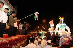 Kibarkan Bendera Palestina