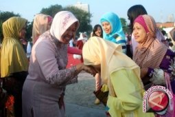 Warga Pangkalpinang Masih Sibuk Bersilaturahim