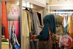 PENGUNJUNG BUTIK MENINGKAT