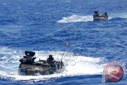 Embarkasi LVT-7 Marinir