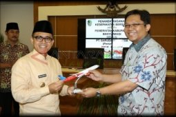 MoU Pemkab Banyuwangi-Garuda Indonesia