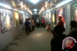 13 Lukisan hiasi dinding "underpass" Kebun Raya