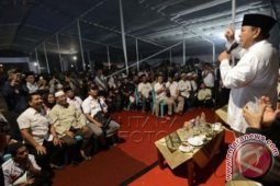 Prabowo Sahur Bersama Warga
