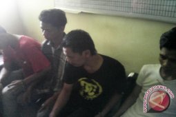Polisi Banjarmasin Gerebek "Pesta" Sabu Dan Judi