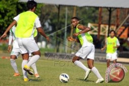 Pemain Persebaya Terlibat Perkelahian Saat Latihan