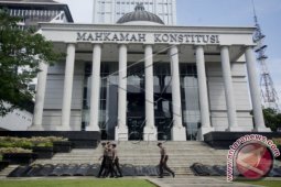 MK Harus Berani Buktikan Kebenaran