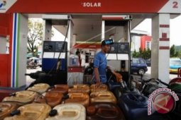 Jokowi-JK Tak Perlu "Ngemis" SBY Naikkan BBM
