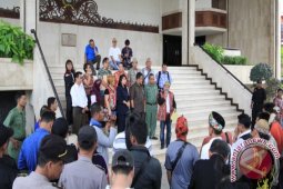 Dewan Didesak Tuntaskan Perda Pengakuan Hukum Adat