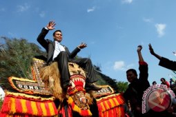 NAIKI REOG