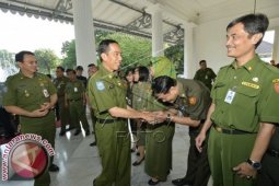 Jokowi-Ahok Gelar Silaturahmi Bersama PNS DKI