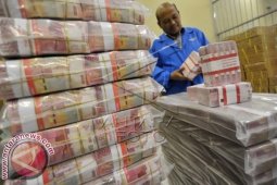 Rupiah Menguat Jadi Rp11.727 per dolar