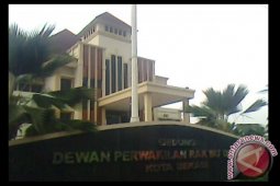 DPRD Bekasi formasi 2009-2014 "telurkan" 77 Perda