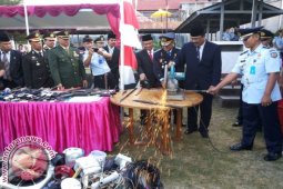 LP Kerobokan Musnahkan Barang Sitaan Narapidana