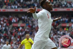 Welbeck dijual, Manchester United krisis identitas