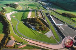 Donington Park tuan rumah MotoGP 2015
