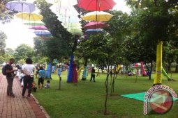 Kampanye Publik  "Hidden Park 2014" Berbagi Kegembiraan