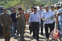 Gubernur Aceh Tinjau Proyek Otsus di Bener Meriah
