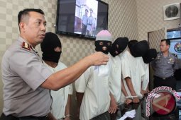 Tangkap Sindikat  Sabu