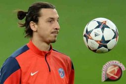 Ibrahimovic Absen di PSG Saat Hadapi Barcelona