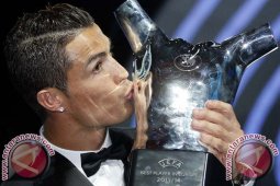 Ronaldo Ingin Kembali ke MU