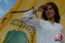 Meutya Hafid Minta KPK Tidak Banyak Bicara