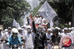 Police to Pick Up by Force FPI Leader