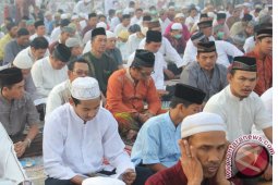Pelaksanaan Salat  Ied Aman