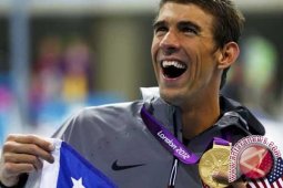 Michael Phelps dihukum enam bulan